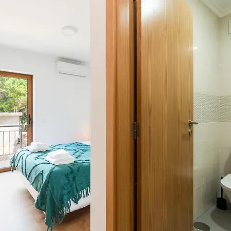 Casa Domingas Holiday home *